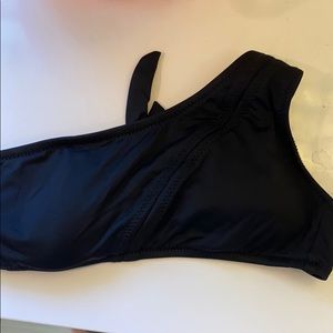 black one shoulder swim top